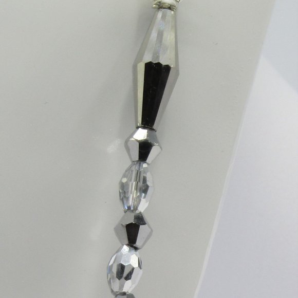 Rhinestone Silver Colour Beaded Jewelry Set - Picture 4 of 6